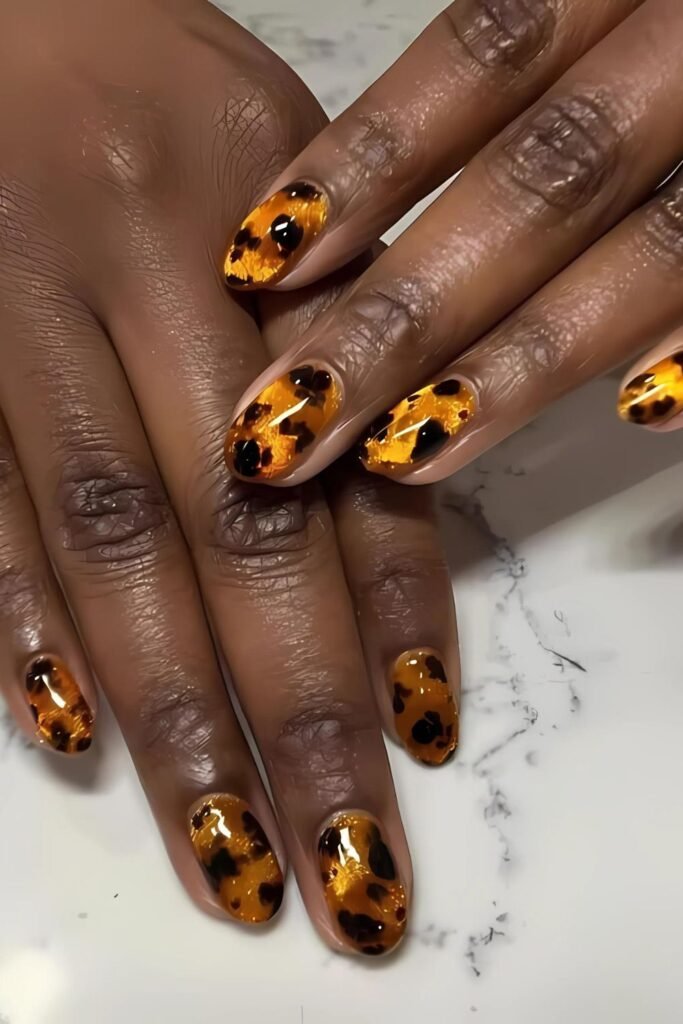 Gold Tortoiseshell Nails